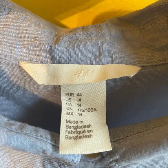 Light Blue Button Down Shirt Oversized Minimalist Soft Officecore Vibe Preppy - Picture 2 of 5